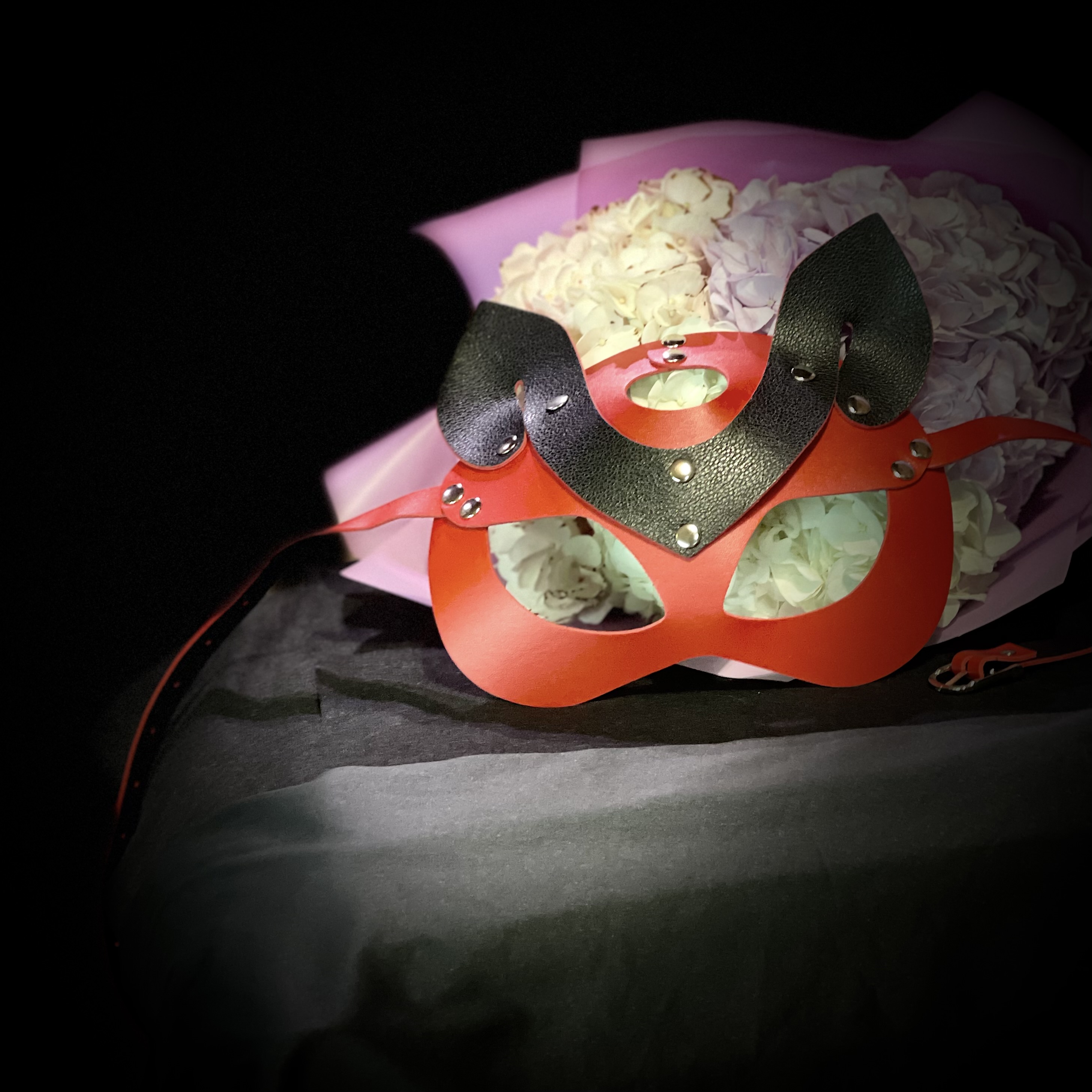 Маска кошечки, БДСМ, красная