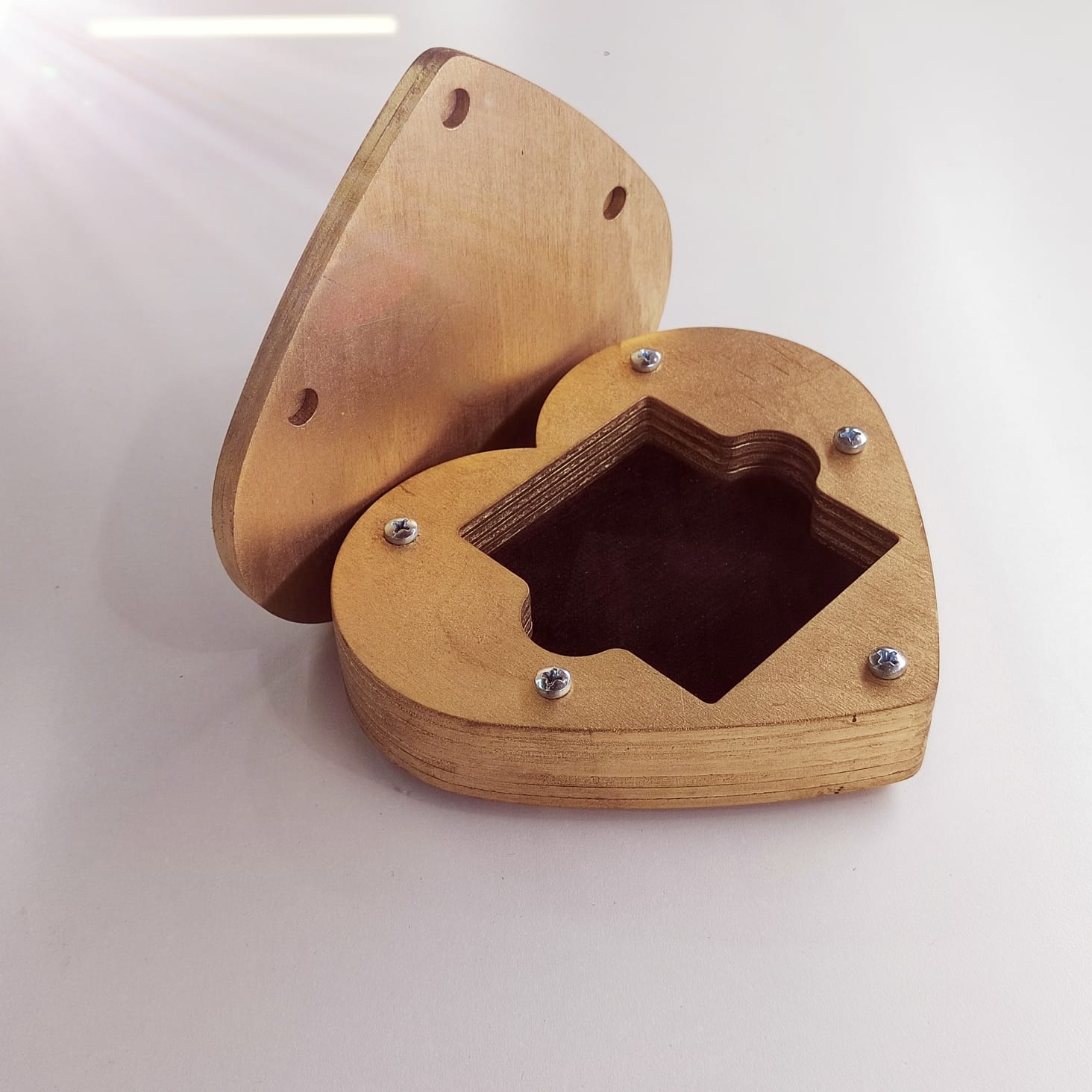 Шкатулка "Сердце", золотистая, большая 